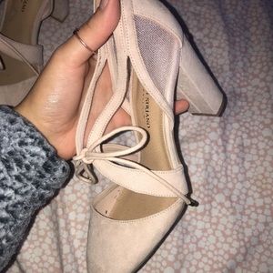 Size 9 Christian Siriano 3.5inch Heels Light Pink